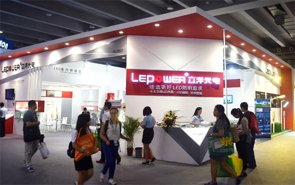香港和宝典宝典资料大全出彩光亚展---让您久等了